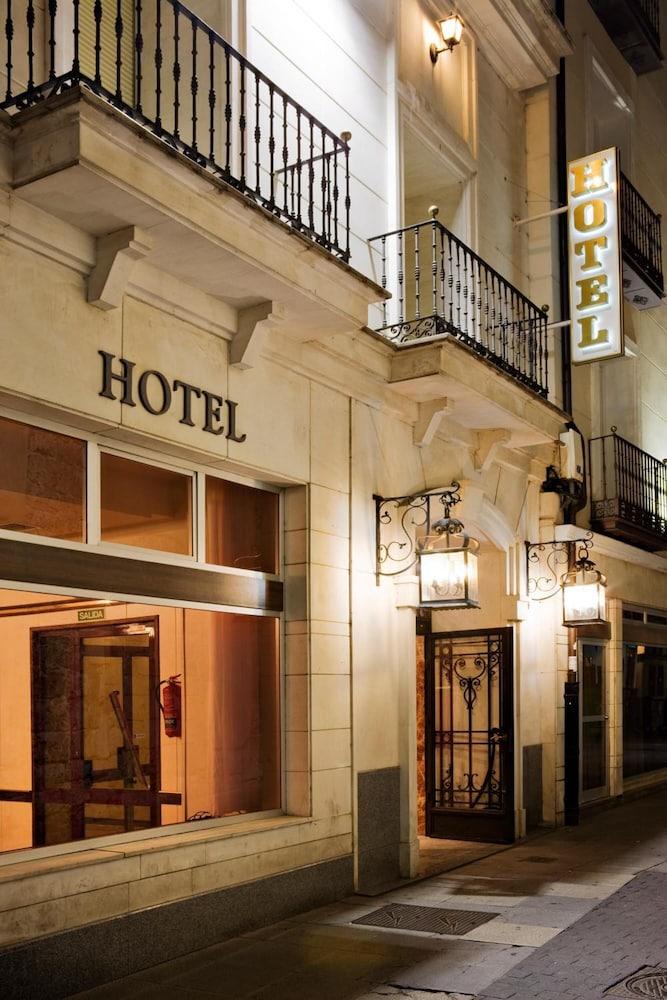 וייאדוליד Hotel Roma מראה חיצוני תמונה