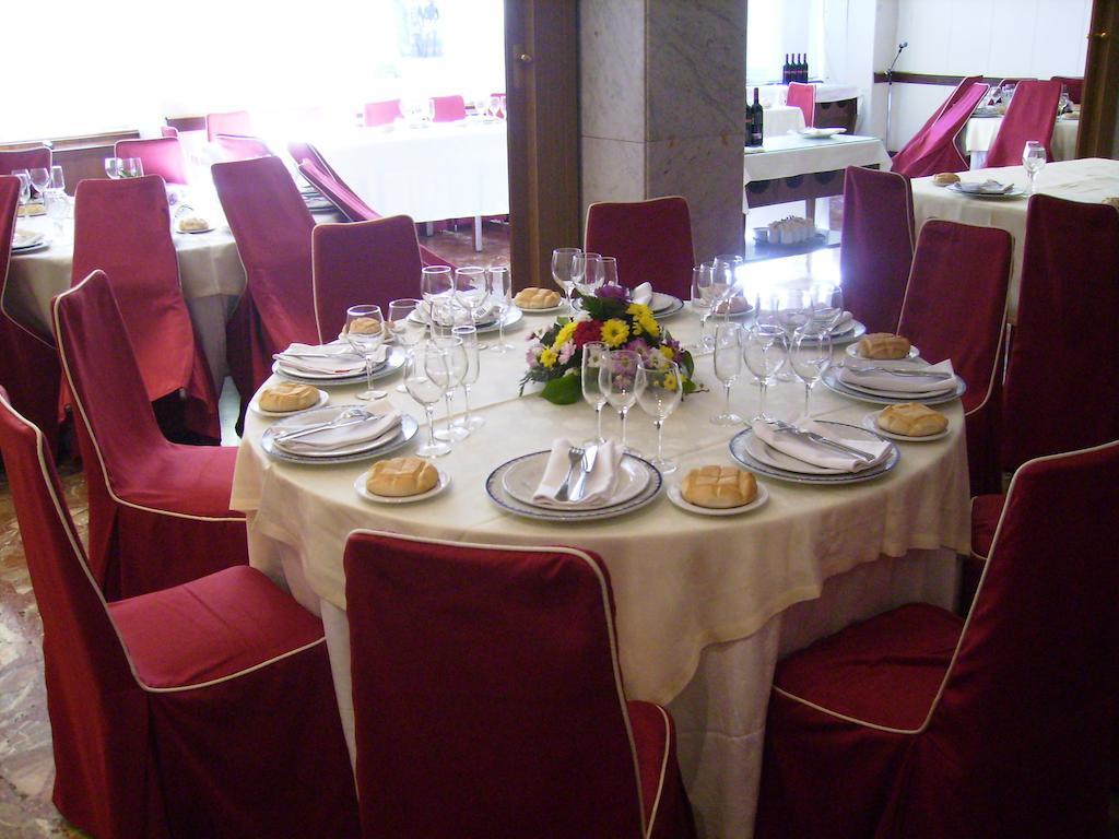 וייאדוליד Hotel Roma מראה חיצוני תמונה