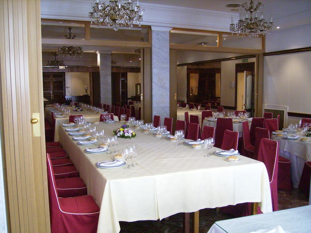 וייאדוליד Hotel Roma מראה חיצוני תמונה
